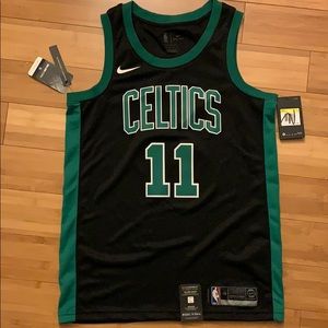Kyrie Irving Men’s Small Celtics Jersey BRAND NEW!